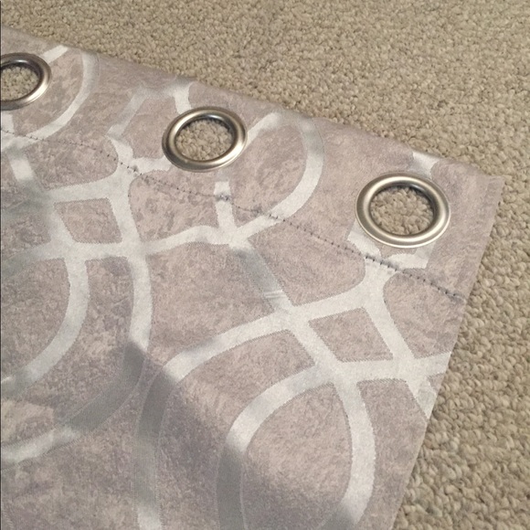 Curtains - Picture 3 of 5